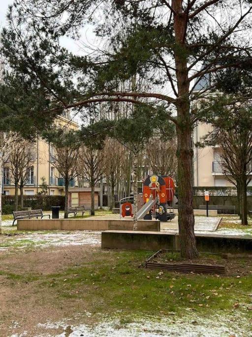 Appartement Familial 8 Personnes Proche De Disney Et Paris 谢西 外观 照片