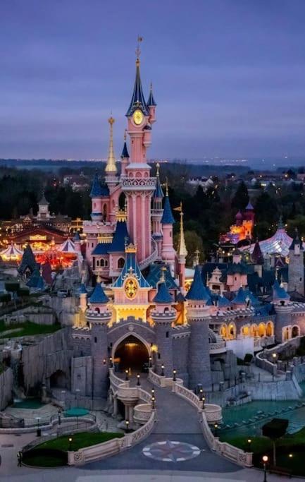Appartement Familial 8 Personnes Proche De Disney Et Paris 谢西 外观 照片