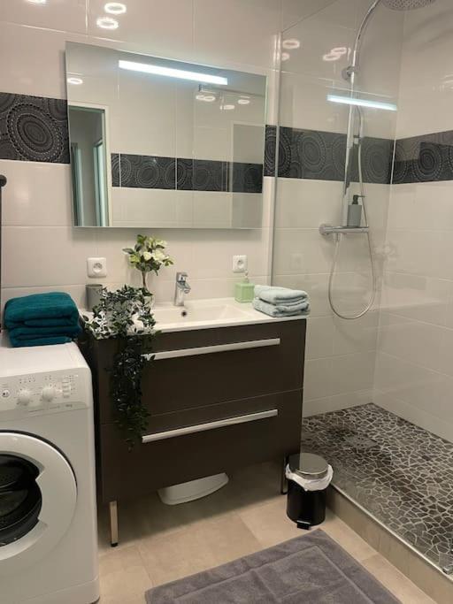 Appartement Familial 8 Personnes Proche De Disney Et Paris 谢西 外观 照片