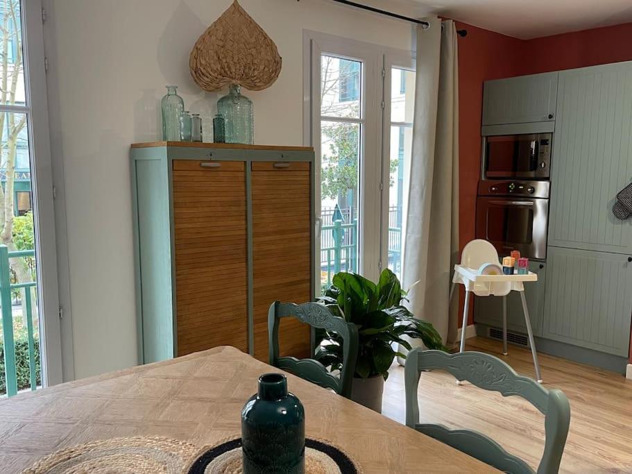 Appartement Familial 8 Personnes Proche De Disney Et Paris 谢西 外观 照片